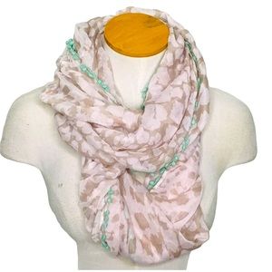 Vera Neumann American boho neutral print green Pom Pom scarf NWT